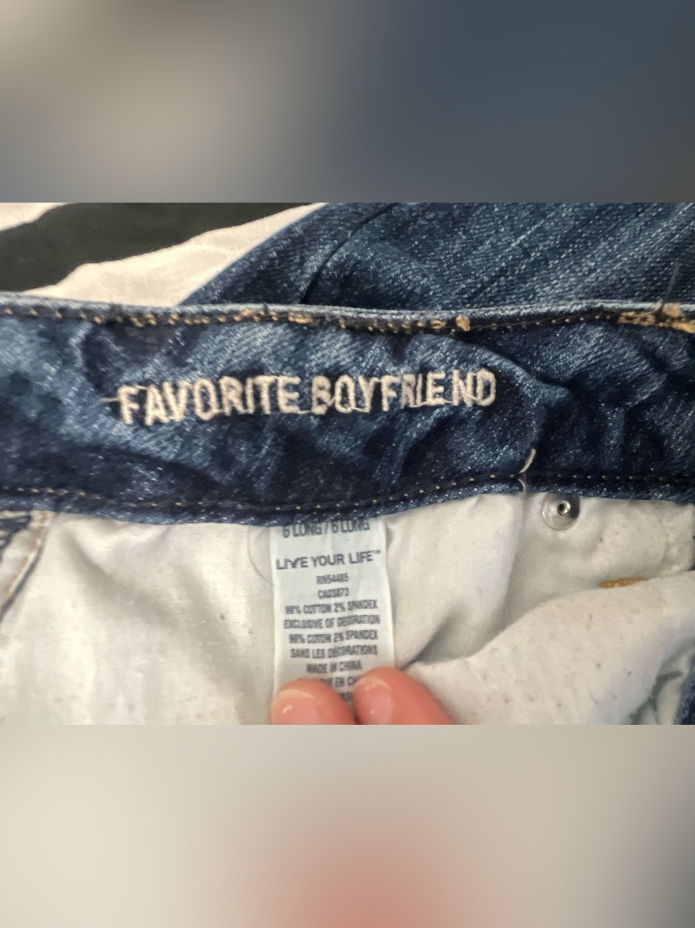 American Eagle Outfitters Women's Wide Flare Jeans in Blue - Picture 4 of 7